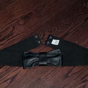 EUC black leather & elastic belt